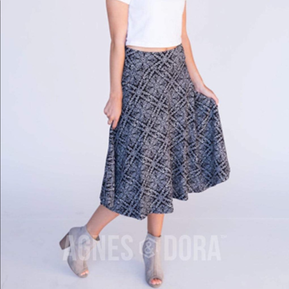 Agnes & Dora Midi Skirt Western Romance Black Knit New With Tags